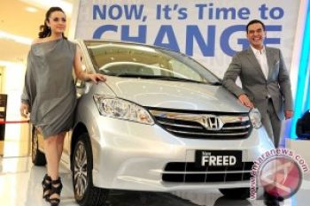 "Eco Lamp"  Honda Feed Membantu Mengetahui BBM yang Digunakan 