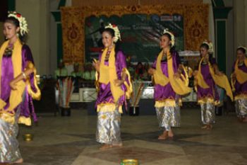 MALAM KARAMAAN