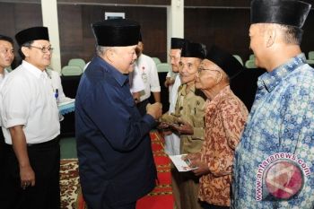 Gubernur Sumsel umrohkan pejuang dan ulama