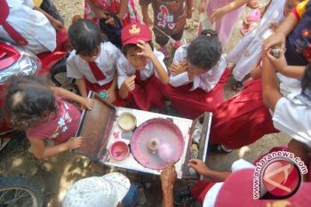 Zat berbahaya ada di jajanan anak 