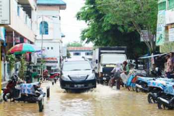 BANJIR TERPARAH