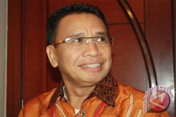 Miing ajak masyarakat bangun pendidikan dan kebudayaan 