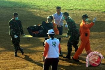 Dua kantong jenazah dievakuasi Selasa pagi