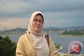 Yushinta profesor pengusaha kepiting tanpa cangkang 