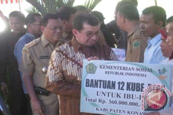 Mensos: Sultra Peroleh Bantuan Rp9 Miliar 2012
