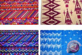 Tenun ikat Sumba pikat masyarakat Prancis 