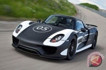 Porsche 918 Mobil Ramah Lingkungan