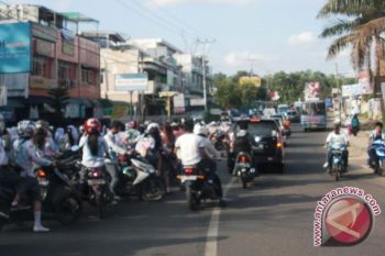 Pelajar aksi corat coret rayakan kelulusan UN