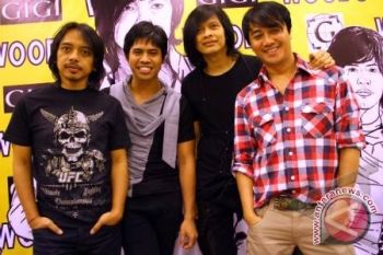 Mantan Personel GIGI Reuni di Makassar