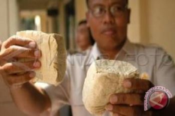 Tahu dan mi masih mengandung formalin 