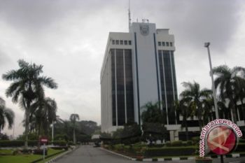 Analis: investor masih "wait and see"