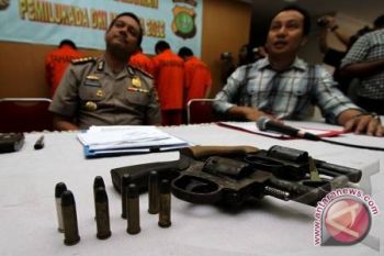 Timika Pintu Masuk Perdagangan Senpi Ilegal