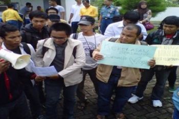 AJAK Protes Kekerasan Terhadap Jurnalis/Larno