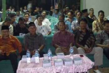 Bertemu Masyarakat