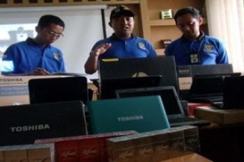 Laptop Impor Ilegal/Rusdianto