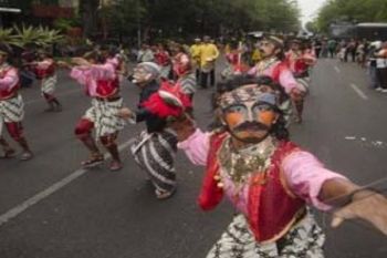Asita mengeksplorasi wisata sekitar Solo