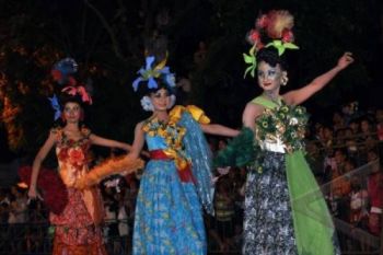 Peserta "Kudus Carnival" Dididik Mandiri