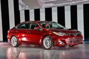 Toyota Avalon 2013 Miliki Sumber Energi Hibrada Bensin Listrik