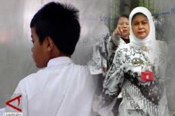 Legislator: Uji Ulang Guru Tersertifikasi Boroskan Anggaran 