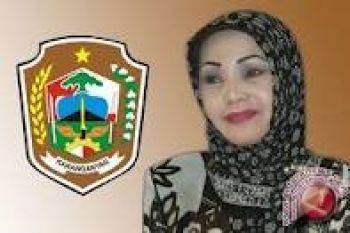 Bupati Karanganyar berangkat kerja naik angkutan kota