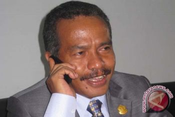 Sukarman: Nur Alam Posisi Teratas Hasil Survei