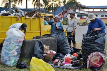 Bagus ! Petugas Kebersihan Ditambah