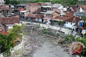 Warga bantaran sungai kembali diingatkan waspadai luapan 
