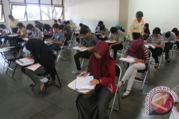  Ujian tulis SNMPTN  berlangsung lancar 