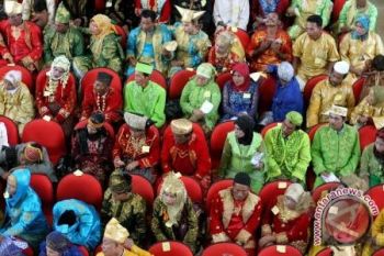550 pasangan pengantin Bangka Tengah sambut peserta "Sail Morotai"