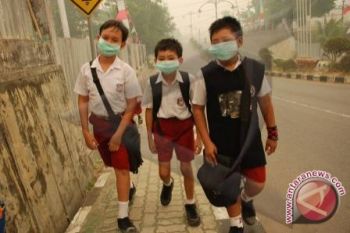 Dinkes Kulon Progo bagikan 6.000 masker gratis 