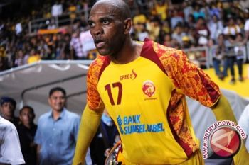 Sriwijaya FC unggul babak pertama 