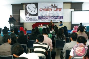 Mahasiswa Harus Tahu UU Informasi Transaksi Elektronik