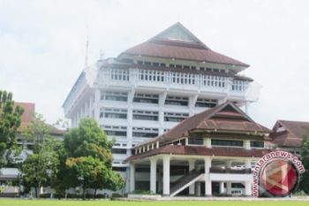 Pemprov Sulut kurangi jam kerja 