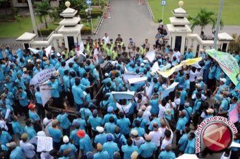 Warga tuntut penyelesaian lahan dengan PTPN VII