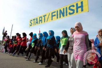 Dinkes gelar jalan sehat berhadiah umroh
