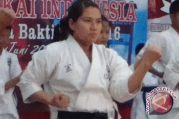 Rela menunda menikah demi medali emas  
