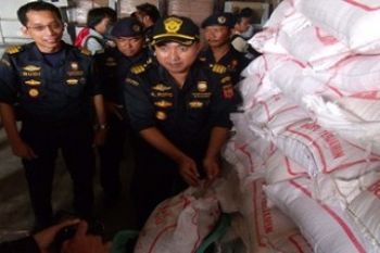 Beras Selundupan/Foto Rusdianto
