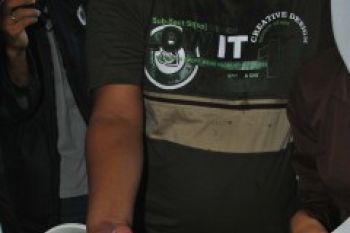 Mahasiswa Bubuhkan Cap Darah Terkait Beasiswa Kepri          
