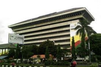 Ruang Baterai Kantor Telkom Terbakar