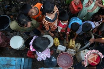 Warga Baturaja mulai kesulitan air bersih 