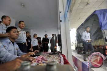 Jembatan timbang tak capai target pendapatan
