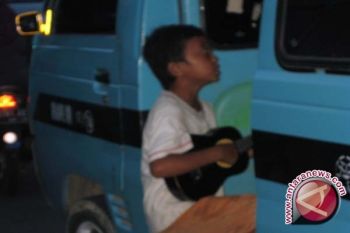 Satpol PP jaring 10 anak jalanan 