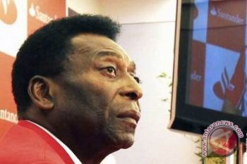 Pele tidak akan berperan dalam undian Piala dunia tapi hadir