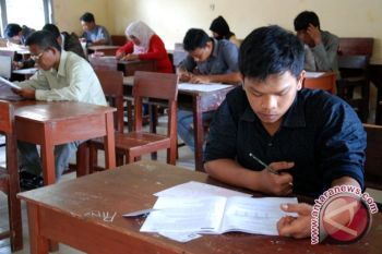 553 orang ikuti ujian paket c