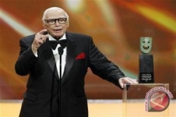 Aktor Ernest Borgnine Tutup Usia