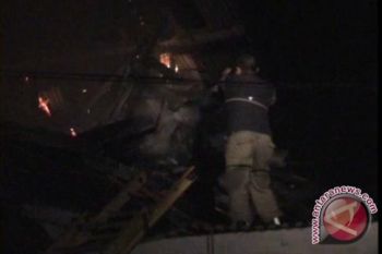 Kantor Dispendukcapil Kolaka Terbakar