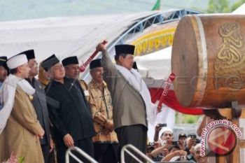 Dua Gubernur Hadiri Haul Pendiri Alkhairaat