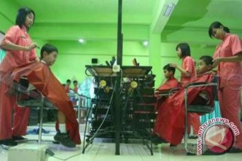 Pangkas rambut "Abdul" favorit para diplomat