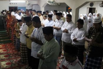 Menyikapi Perbedaan Penetapan Awal Ramadhan Secara Bijaksana