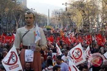 Ratusan Ribu Warga Spanyol Demo Anti-Hemat  